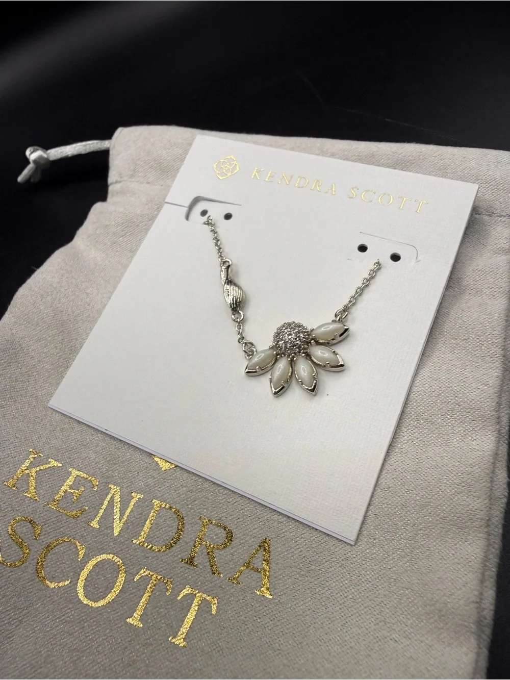 Kendra Scott Anya Flower Silver Pendant Necklace